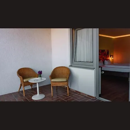 Self Checkin Heckenrose Lorin * Ringsheim