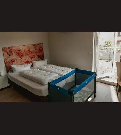 Self Checkin Heckenrose Lorin Ringsheim